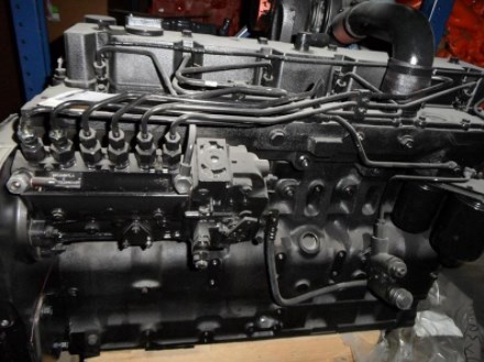 Продаем двигатель Komatsu SA6D114-1 Цена по запросу.