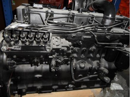 Продаем двигатель Komatsu SA6D114-1 Цена по запросу.